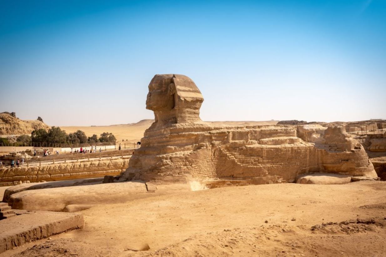 Por qué los monumentos egipcios copia